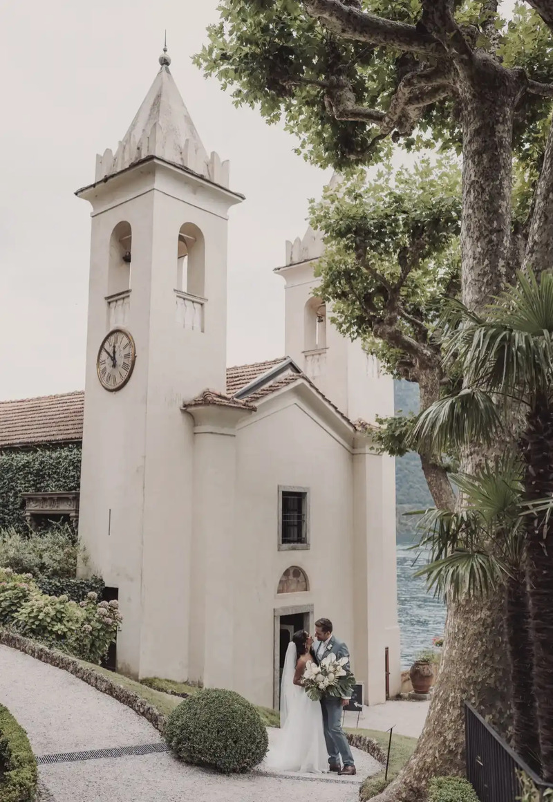 Emotional wedding moments in Mediterranean setting